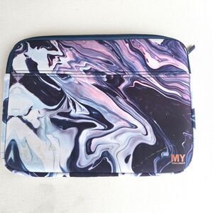 Neoprene Swirl blue laptop sleeve 15" laptop